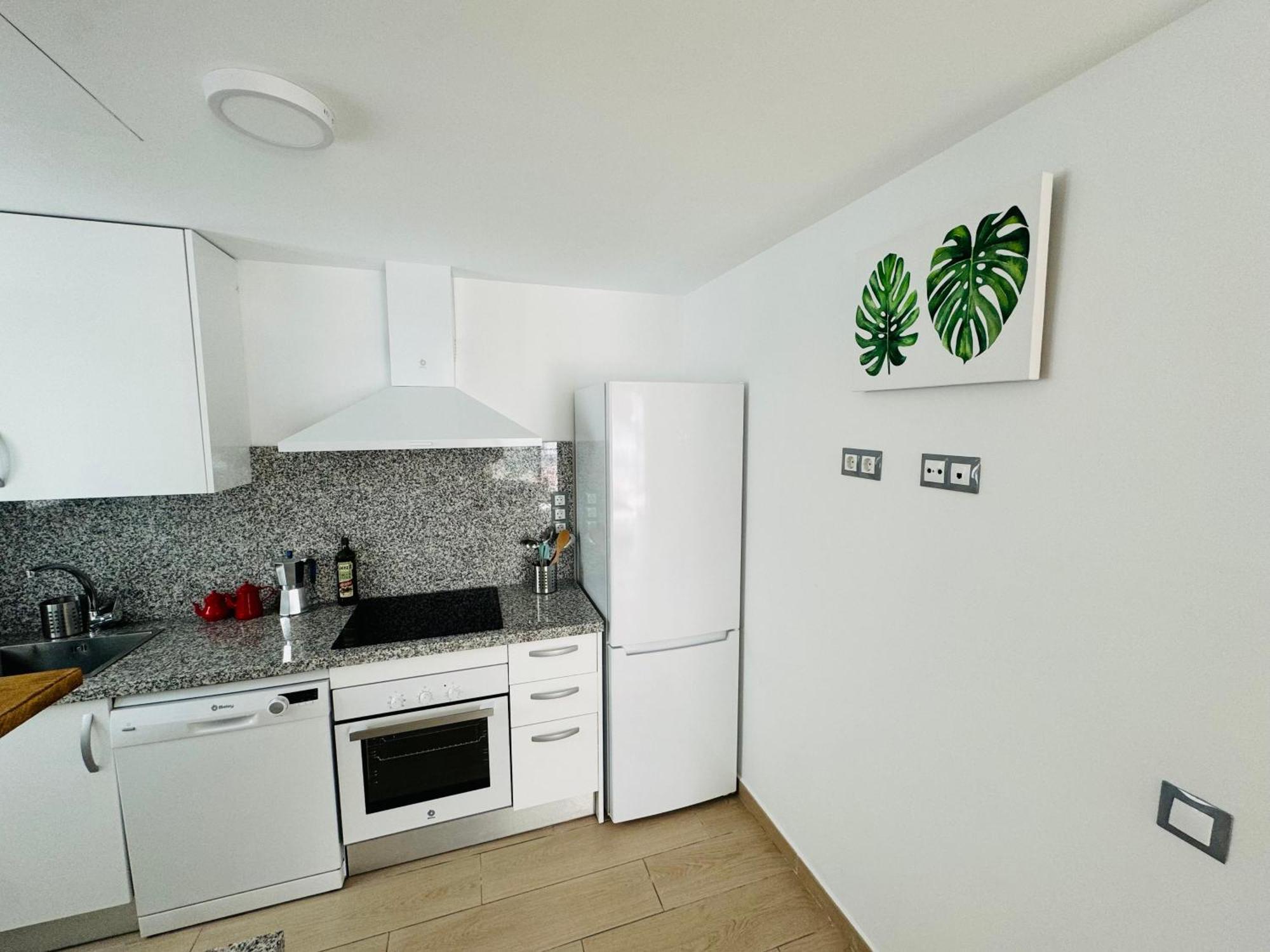 Parking Privado! Sol Y Mar Tu Hogar En La Costa Leilighet Estepona Eksteriør bilde