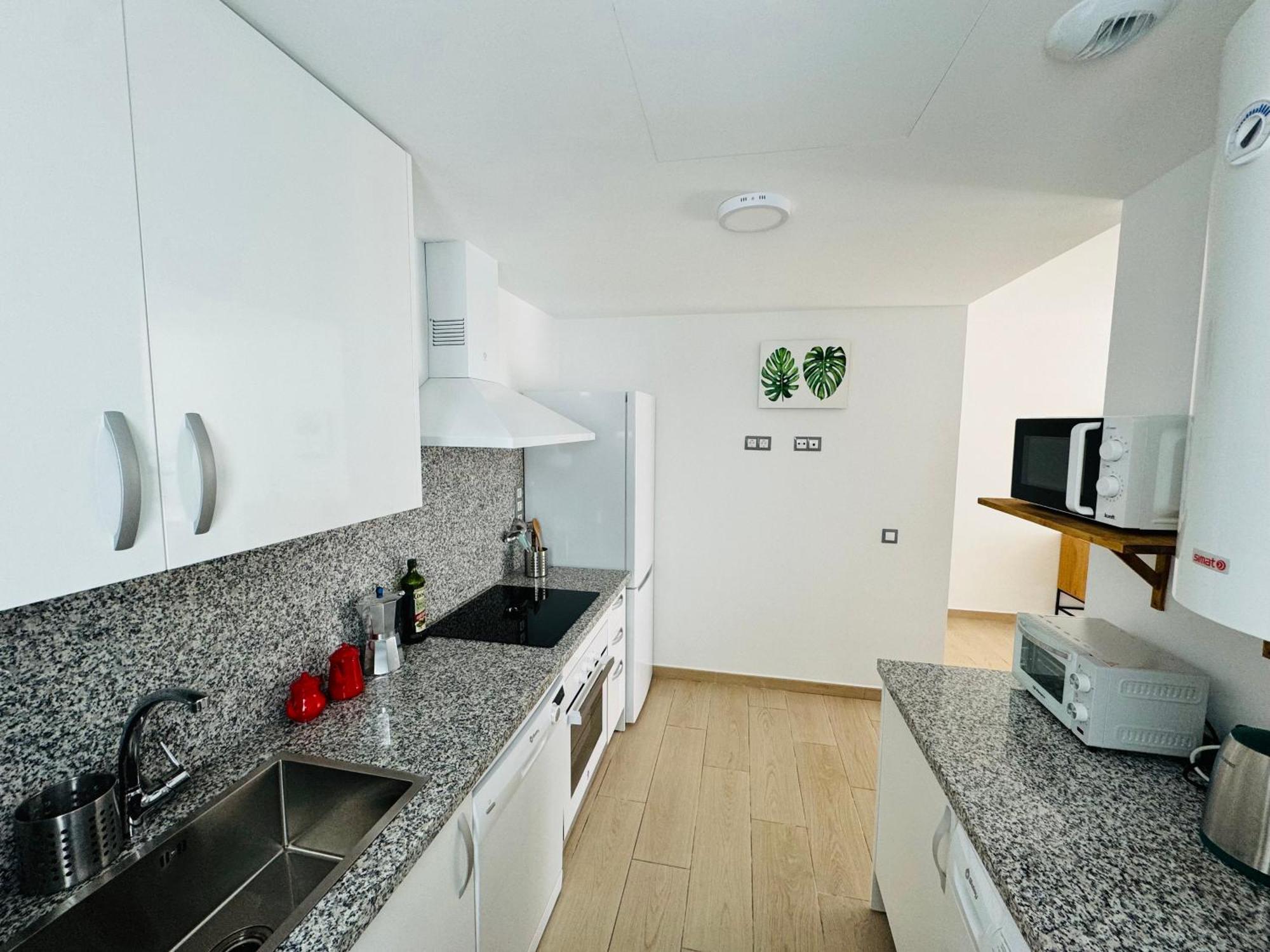 Parking Privado! Sol Y Mar Tu Hogar En La Costa Leilighet Estepona Eksteriør bilde
